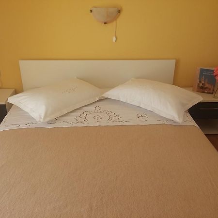 Apartments & Rooms Brna Banjol 외부 사진