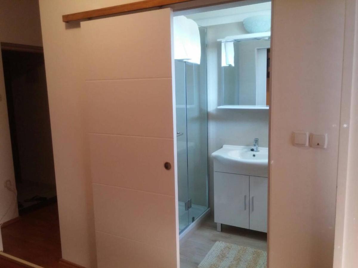Apartments & Rooms Brna Banjol 외부 사진