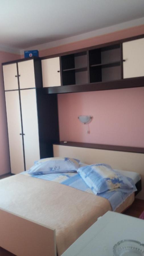 Apartments & Rooms Brna Banjol 외부 사진