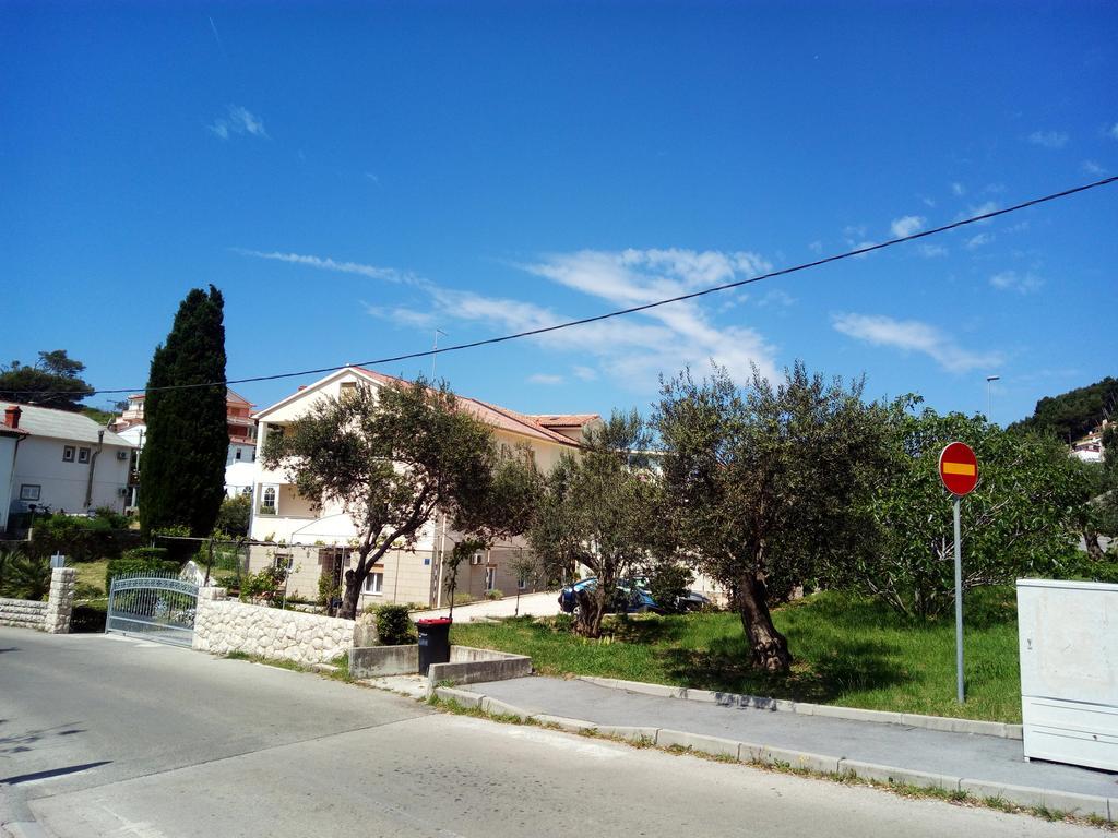 Apartments & Rooms Brna Banjol 외부 사진